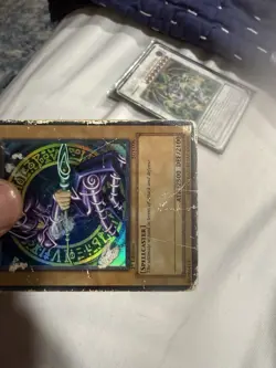 Yu-Gi-Oh! Dark Magician Starter Deck Yugi SDY-006 1st Edition Ultra Rare DAMAGED - Image 5
