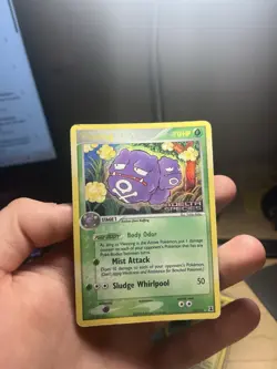 Weezing 33/113 EX Delta Species Pokemon Card Stamped Reverse Holo Rare DMG - Image 1