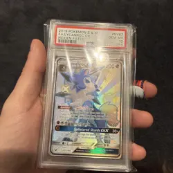 2019 POKEMON SUN & MOON HIDDEN FATES #SV67 FULL ART/LYCANROC GX PSA 10 - Image 3