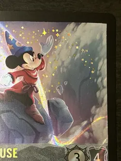 2024 DISNEY LORCANA EN RARE D23 MICKEY MOUSE - PLAYFUL SORCERER D23 Promo Nm - Image 3