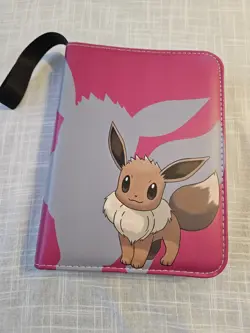 Pokemon Binder Eevee With 50 Sleeves , Zip Closure And Wrist Strap - Image 1