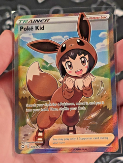 Poke Kid Trainer Full Art - Pokemon Sword & Shield Shining Fates - Pokemon - NM - Image 1