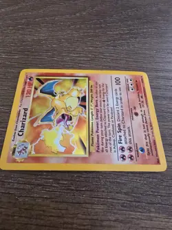Pokemon TCG Charizard 4/102 Base Set Unlimited Holo Rare MP - Image 4