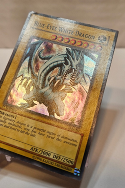 Blue-Eyes White Dragon SKE-001 Super Rare 1st Edition Yugioh 995 - Image 3