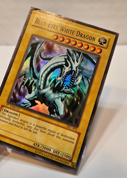 Blue-Eyes White Dragon SKE-001 Super Rare 1st Edition Yugioh 995 - Image 4