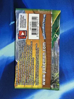 Pokemon TCG 2015 XY Roaring Skies Booster Pack Sealed Latios Art - Image 2