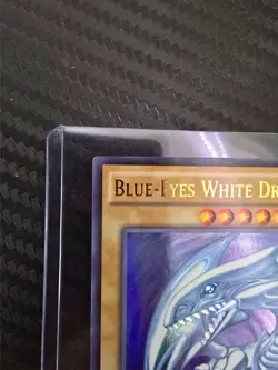 Yugioh: Blue-Eyes White Dragon (Ultra Rare) Limited edition CT13-EN008 NM/M - Image 3