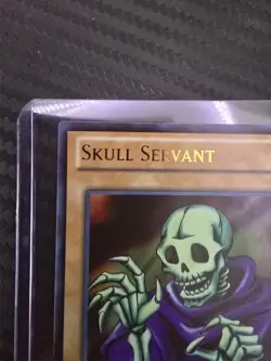 Yugioh: 1st edition Skull Servant (Ultra Rare) LCYW-EN219 NM/M - Image 3