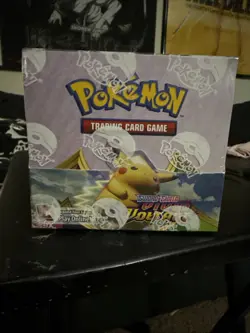 Pokemon Sword and Shield Vivid Voltage Booster Box - 135 Cards 820650827495 - Image 1