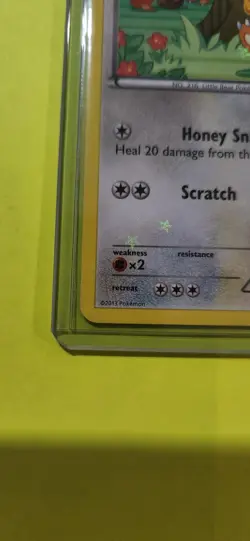 Teddiursa RC15/RC25 - Legendary Treasures Radiant Collection Pokemon Card - Image 3