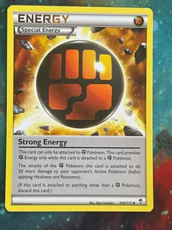 POKEMON STRONG ENERGY #104/111 UNCOMMON VLP FURIOUS FISTS CARD - Image 1