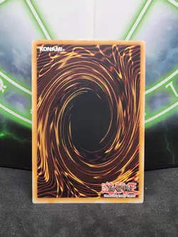 Yugioh Dark Magician (Arkana) YGLD-ENB02 Ultra Rare NM - Image 2