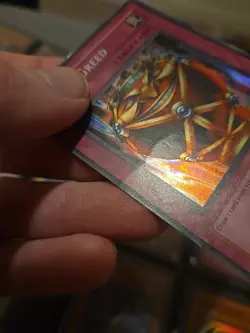 Yu-Gi-Oh! TCG Jar of Greed Labyrinth of Nightmare LON-EN047 Unlimited Super Rare - Image 3