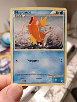 Magikarp 12/30 XY Trainer Kit Gyarados Pokemon Card FRENCH NM - Image 1