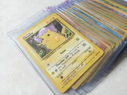 Pokemon Base Set Lot Of 26 LP Wotc 1999 Pikachu Charmander - Image 1