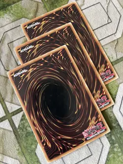 Yugioh BLUE-EYES SPIRIT DRAGON Ultra Rare Play Set (Purple Letters) LDS2-EN020 - Image 4