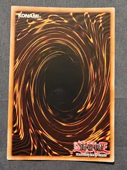 Santa Claws PGL2-EN021 1st Edition LP Gold Secret Rare YuGiOh - Image 2