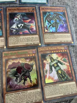 Lot 20 L Yu-Gi-Oh 1st Edition 1996-20 Powerful Dragon Red Eyes Black Holos Cards - Image 5