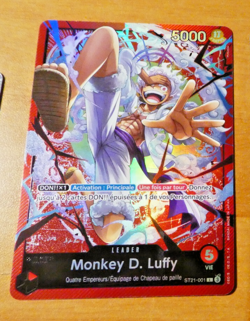 ONE PIECE CARD GAME HOLO CARTE FRANCAISE MONKEY D. LUFFY ST21-001 L FR MINT - Image 1