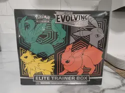 Pokemon Evolving Skies ETB Elite Trainer Box - Image 1