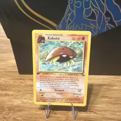 1st Edition Kabuto 50/62 Fossil Set Pokemon Card 1999 WOTC Vintage Collectable - Image 1