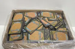Unsorted Magic: The Gathering TCG and CCG Trading Cards (2000 Plus Cards) - Image 1