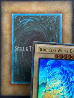 Yugioh Blue-Eyes White Dragon GLD5-EN001 Gold Ghost Rare Limited Edition NM - Image 3