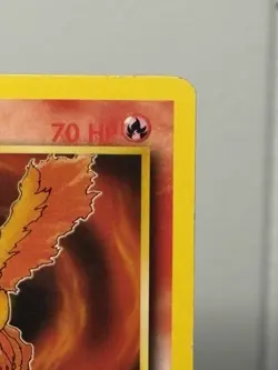 Moltres 27/62 Fossil Non-Holo Rare Vintage Pokemon Card 1999 Near Mint Condition - Image 3