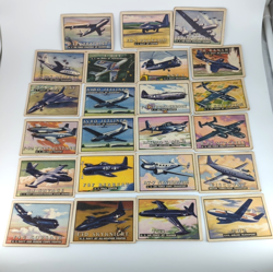 "Friend or Foe" trading card Lot of 23 cards Topps 1952 Wings good condition - Image 1