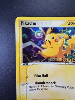 2005 POKEMON PIKACHU EX EMERALD 60/106 REVERSE FOIL STAMPED TCG - Image 2