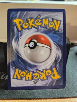 Pokemon TCG Pikachu 005/025 Holo 25th Anniversary Celebrations - Image 2