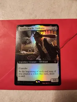 Bennie Bracks, Zoologist (Extended Art) Commander: Streets of New Capenna Foil - Image 1