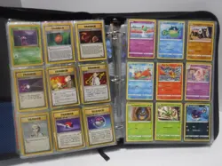 Pokemon Cards w/ Tech Gear Binder Lot Of 702 Cards Holo Foil V GX 040523DMT(B) - Image 2