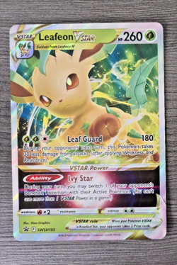 Pokemon TCG - Leafeon Vstar SWSH195 - Oversized Jumbo - NEAR MINT - Image 1