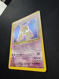 Pokemon TCG Alakazam 1/102 Base Set Holo Vintage LP - Image 2