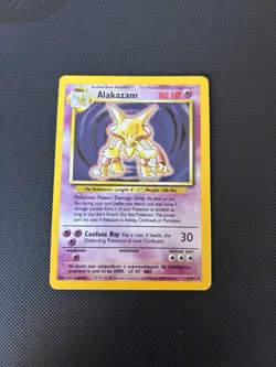 Alakazam 1/102 Base Set Pokemon TCG HOLO - Image 1