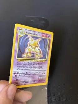 Alakazam 1/102 Base Set Pokemon TCG HOLO - Image 2