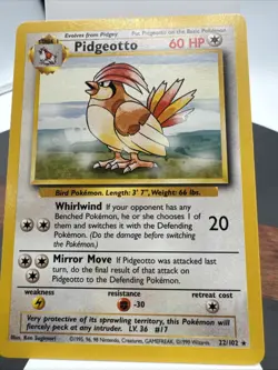 Pidgeotto Base Set SPANISH Pokemon Card 22-102 - Image 1