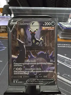 Umbreon V 189/203 Evolving Skies Ultra Rare Full Alt Art Holo Pokemon Card NM - Image 1