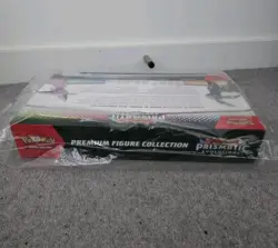 Pokemon TCG Prismatic Evolutions Premium Figure Collection Box New & Sealed - Image 4