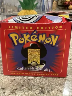 POKEMON POLIWHIRL 23K Gold Plated Trading Card with SEALED POKEBALL & RED BOX - Image 2