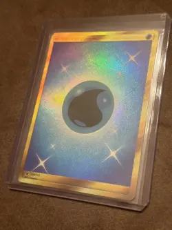 Pokemon Water Energy 124/111 SM Sun & Moon Crimson Invasion Gold Secret Rare - Image 2