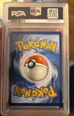 2023 Pokemon Mew en Bulbasaur Illustration Rare Card #166/165 PSA 8 - Image 2