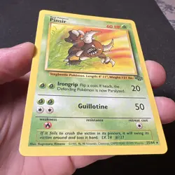 Pinsir 25/64 Jungle Rare Pokemon Card Non-Holo NM - Image 4