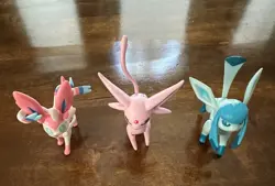 Pokemon Lot of 5 Eeveelutions Espeon Glaceon Sylveon Leafeon Umbreon Posable - Image 3
