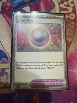 Lillie's Pearl - 151/159 - Cosmos Holo - Pokemon Journey Together - LP - Image 1