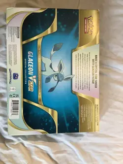 Pokemon Glaceon V Star Special Collection Box New factory Sealed - Image 3