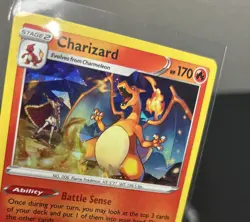 Charizard 025/185 Vivid Voltage Cracked Ice Holo Rare Pokemon Card DK25001 - Image 2