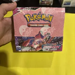 Pokemon TCG: Sword & Shield Fusion Strike Booster Box And 4 Pack BlisterArt Set. - Image 5