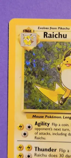 Raichu 14/102 Base Set Holo Rare Pokemon Card Unlimited 1999 - Image 2